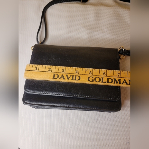 YIK Fung Minimalist Black Clutch Wallet Crossbody Bag - Picture 10 of 13